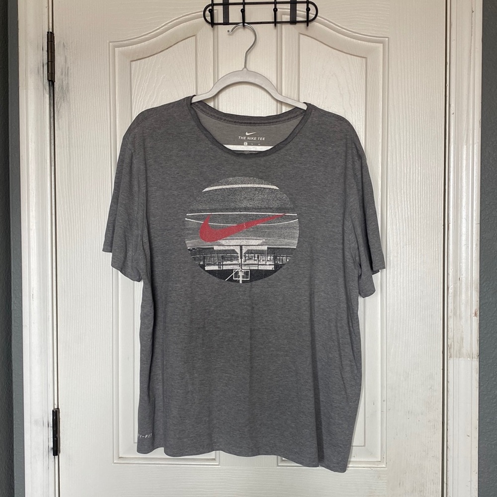 Nike Basketball Graphic T-Shirt